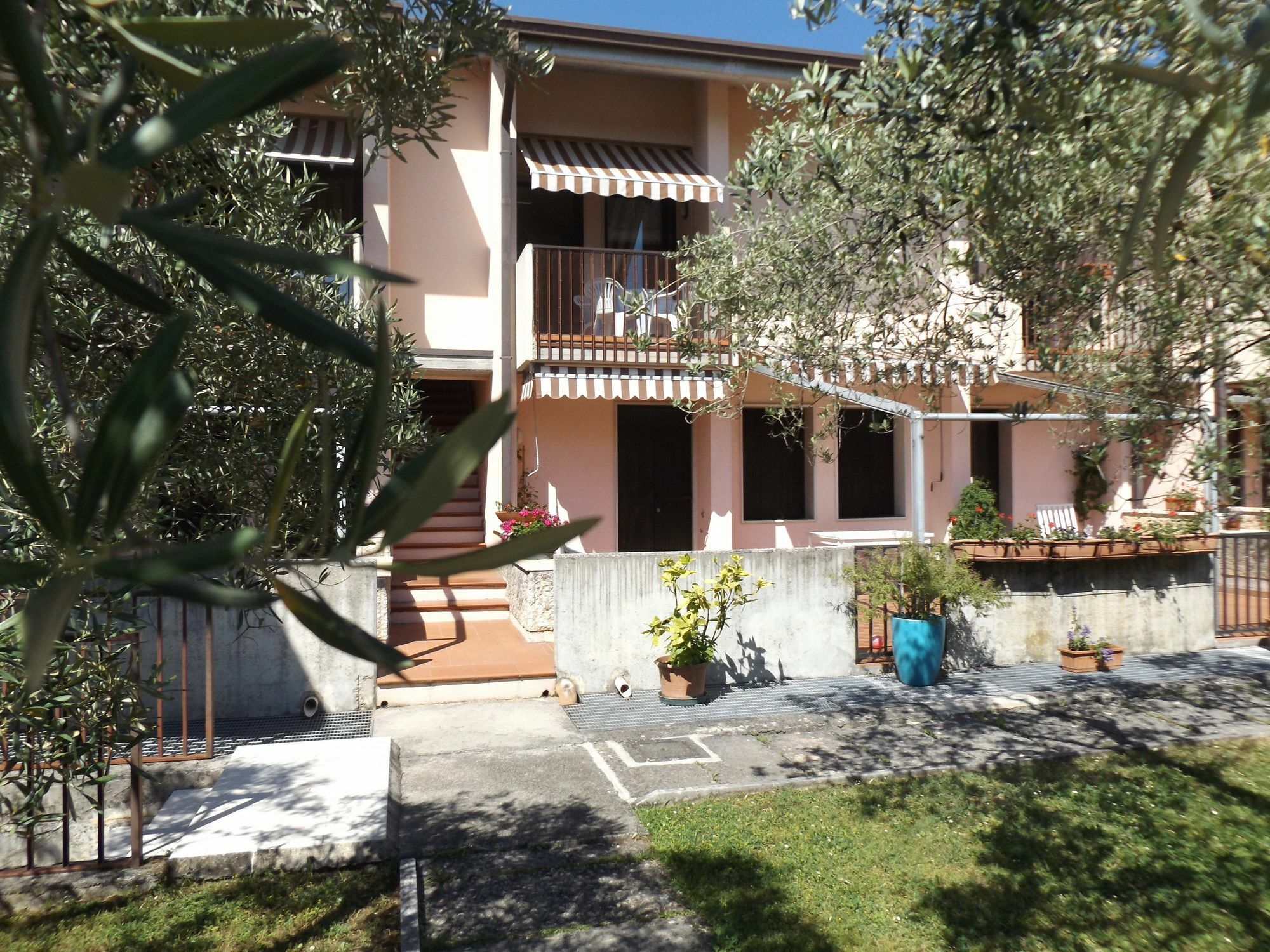 Residenza Riviera Degli Olivi Διαμέρισμα Torri Del Benaco Εξωτερικό φωτογραφία
